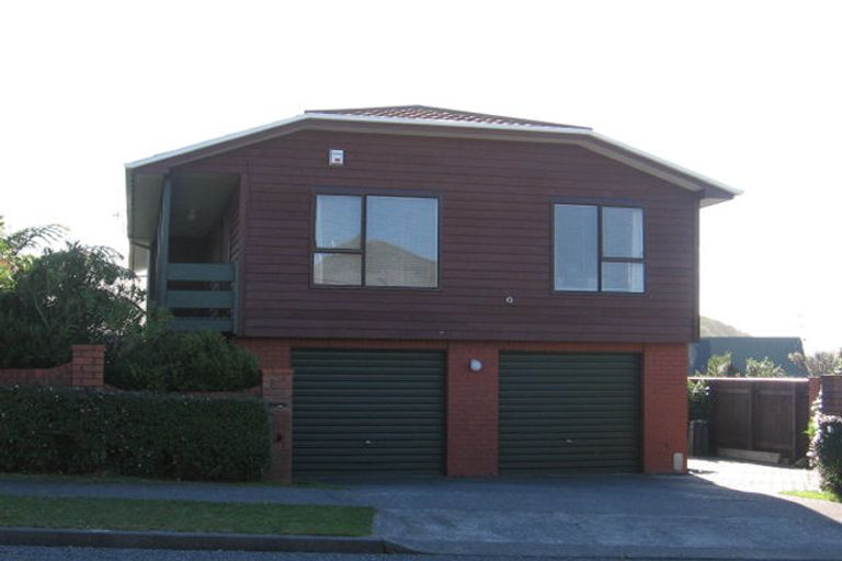 Photo of property in 27 Lakewood Avenue, Churton Park, Wellington, 6037