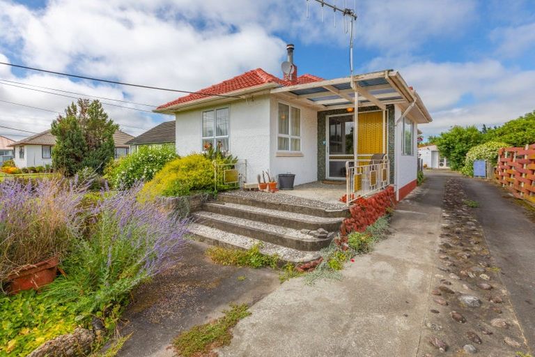 Photo of property in 25 Bibby Street, Waipawa, 4210
