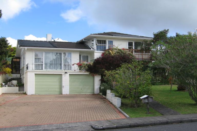 Photo of property in 26 Spence Road, Henderson, Auckland, 0612