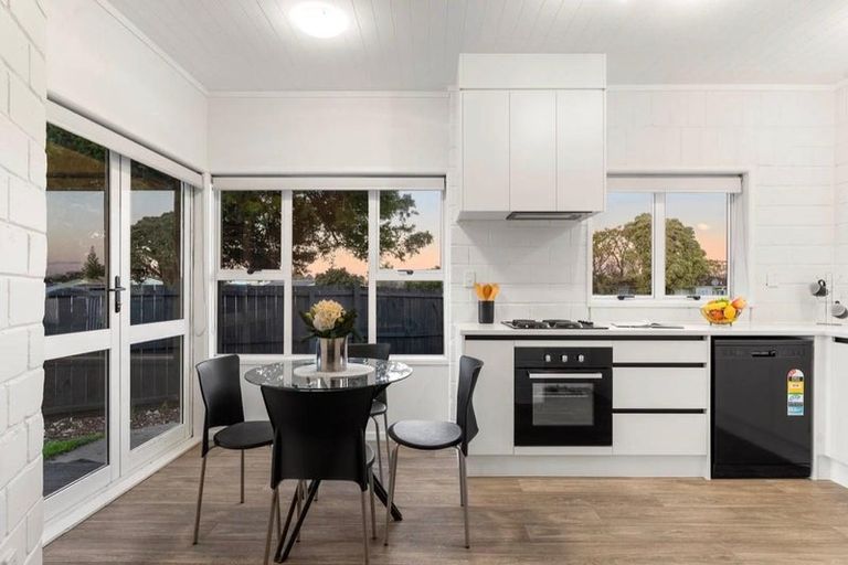 Photo of property in 26 Oratu Place, Manurewa, Auckland, 2102