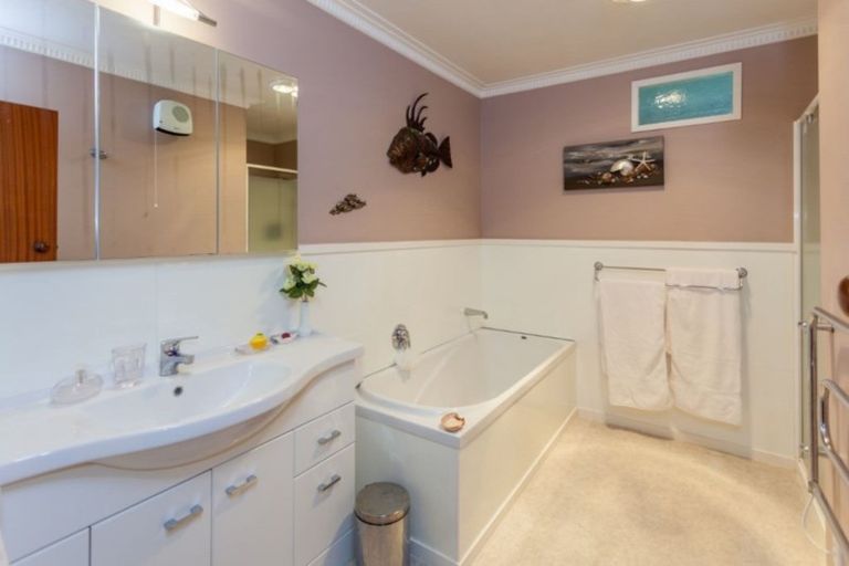 Photo of property in 133 Durrant Drive, Whangamata, 3620