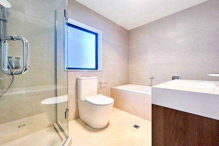 Photo of property in 20 Kapeta Lane, Karaka, 2113