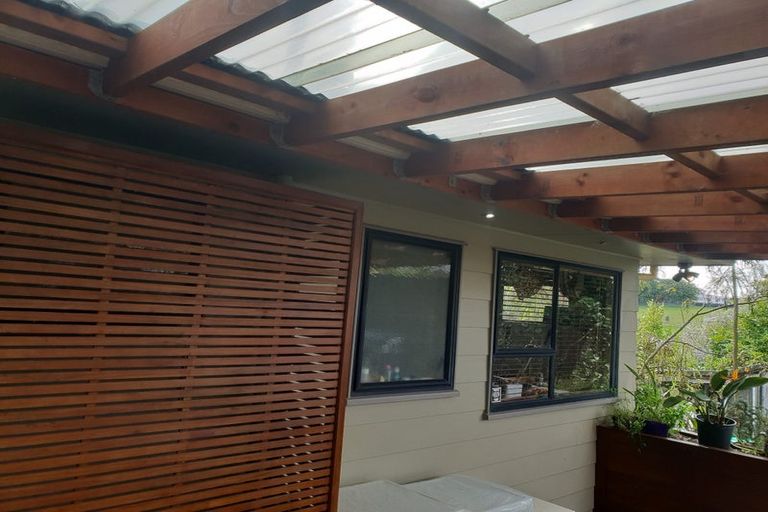 Photo of property in 2 Reseda Place, Papatoetoe, Auckland, 2025