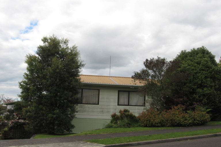 Photo of property in 6 Cumberland Crescent, Welcome Bay, Tauranga, 3112