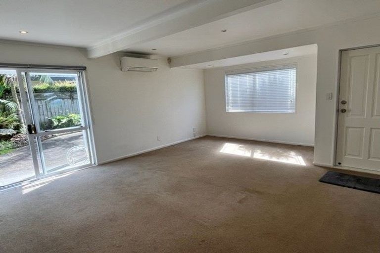 Photo of property in 17 Thurston Place, Bucklands Beach, Auckland, 2012