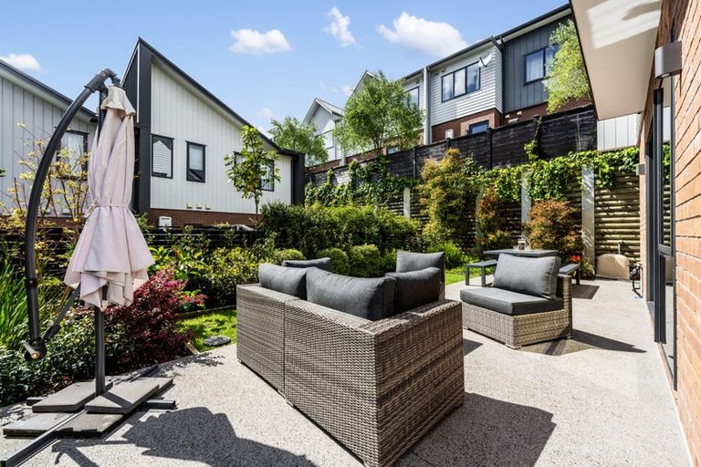 Photo of property in 10d Windlass Street, Long Bay, Auckland, 0630