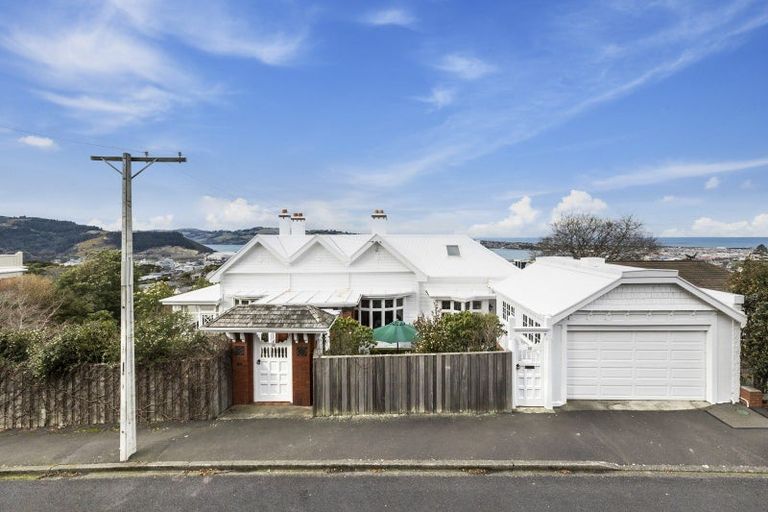 Photo of property in 32 Tweed Street, Roslyn, Dunedin, 9010