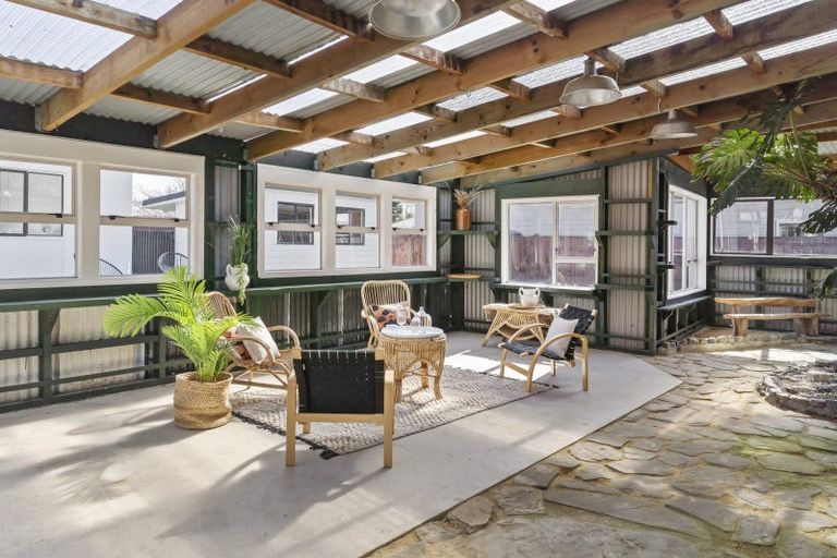 Photo of property in 8 Reading Street, Greytown, 5712