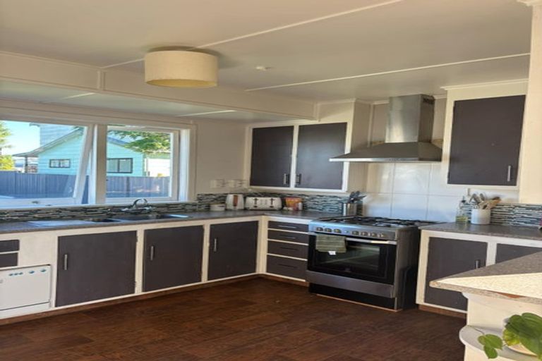 Photo of property in 307 Kennedy Road, Onekawa, Napier, 4110