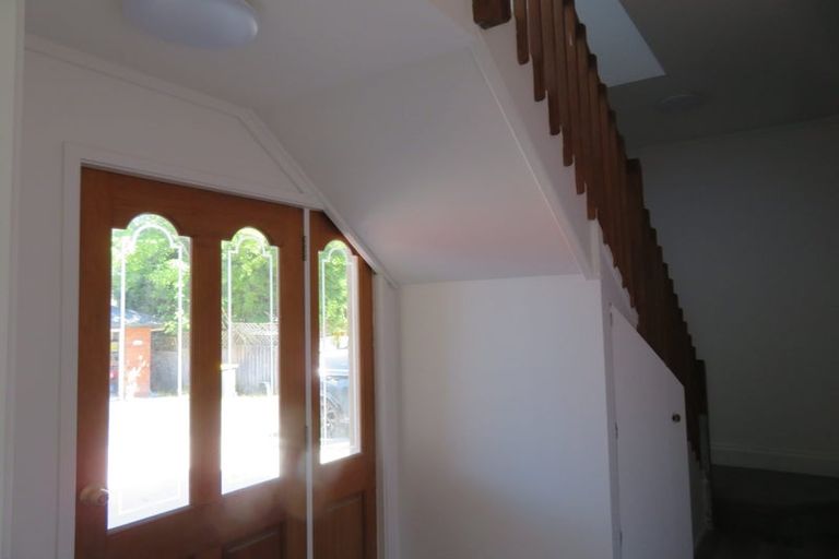 Photo of property in 4171a Great North Road, Glen Eden, Auckland, 0602