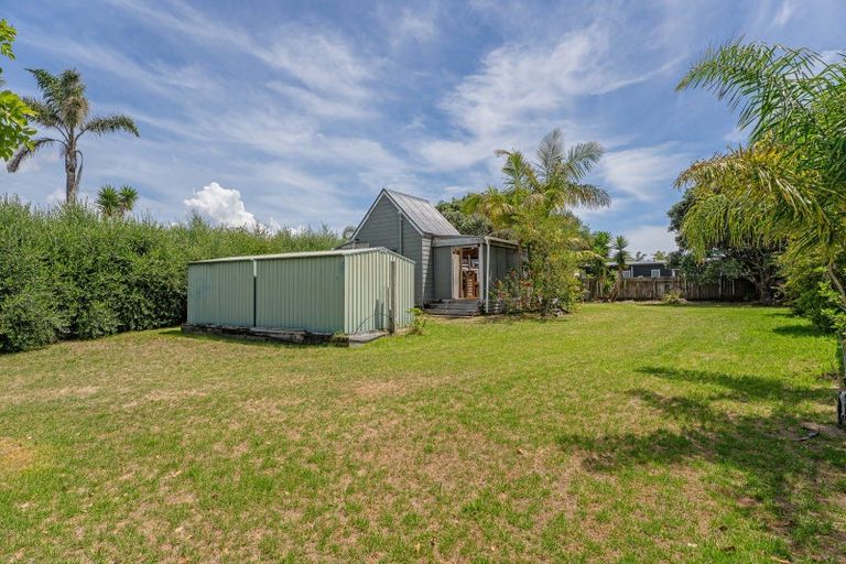 Photo of property in 662 Matarangi Drive, Matarangi, Whitianga, 3592