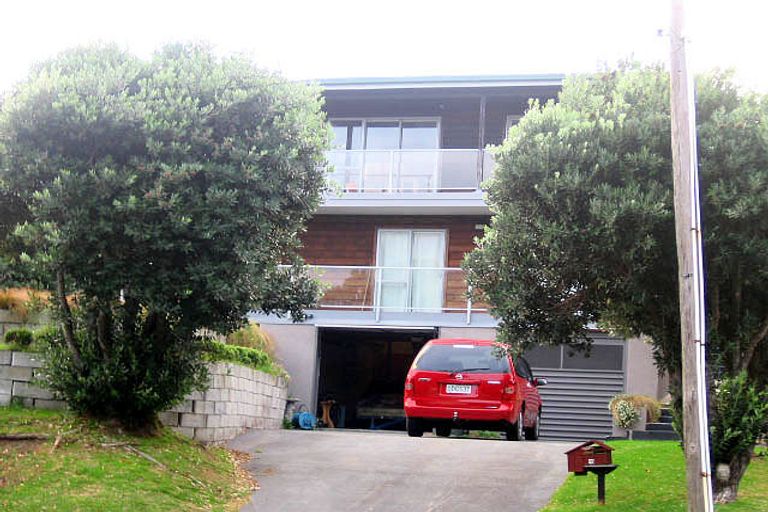 Photo of property in 16 Manly Street, Paraparaumu Beach, Paraparaumu, 5032