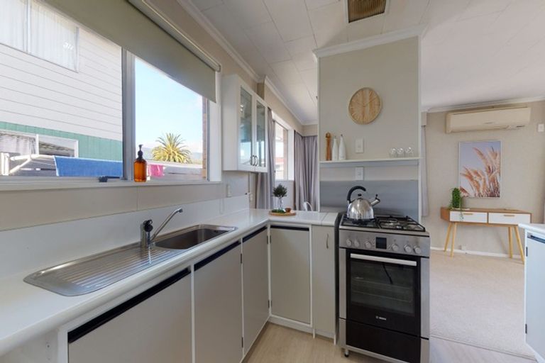 Photo of property in 2/29 Clouston Park Road, Clouston Park, Upper Hutt, 5018