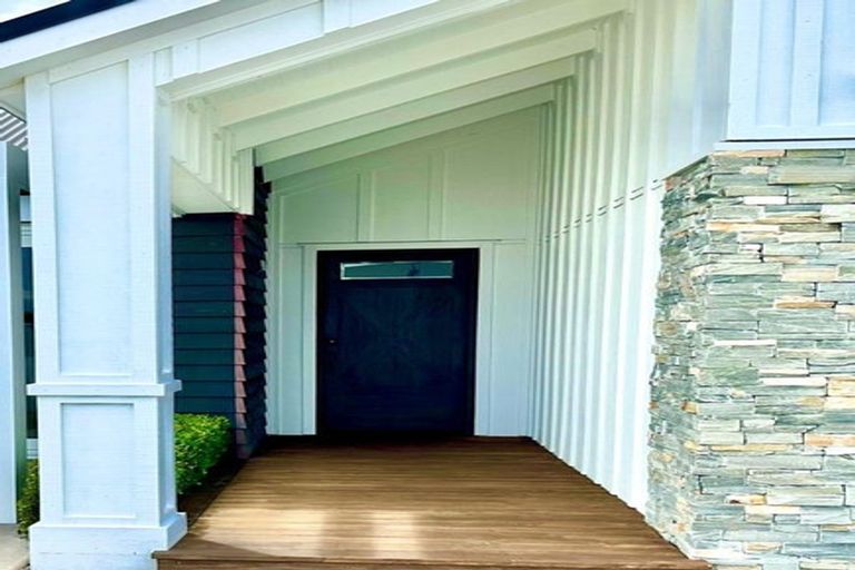 Photo of property in 12 Astelia Lane, Papamoa Beach, Papamoa, 3118