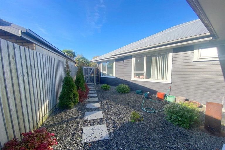 Photo of property in 2a Annies Lane, Aidanfield, Christchurch, 8025