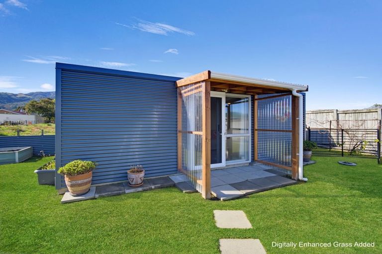 Photo of property in 24 Stirling Street, Te Aroha, 3320