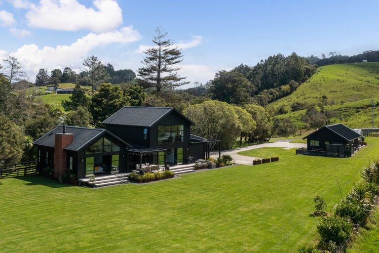 Photo of property in 163 Pukapuka Road, Pohuehue, Warkworth, 0983