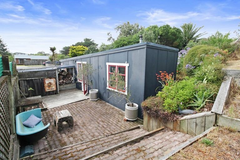 Photo of property in 71 Rua Avenue, Waitarere Beach, Levin, 5510