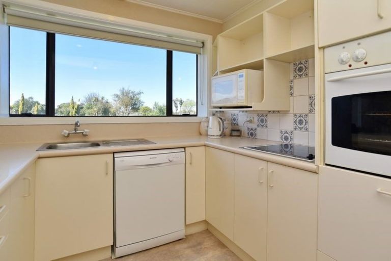 Photo of property in 14 Bracebridge Street, Kaiapoi, 7630