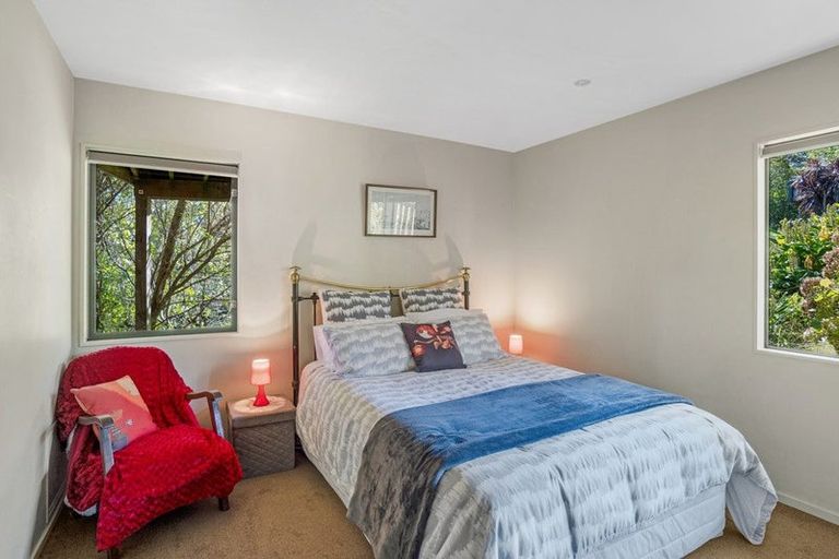 Photo of property in 2/63 Rawene Road, Birkenhead, Auckland, 0626