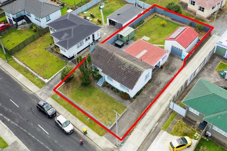 Photo of property in 57 Cargill Street, Papakura, 2110