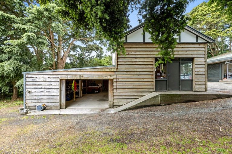 Photo of property in 1174 Kahikatea Flat Road, Waitoki, Kaukapakapa, 0871