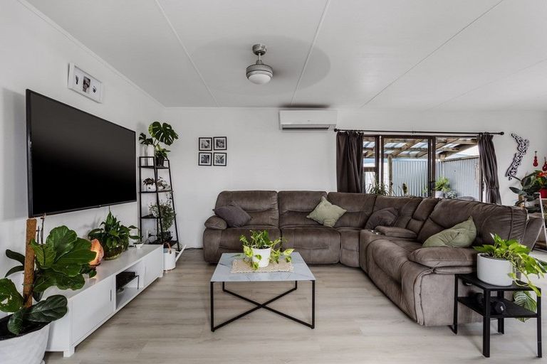 Photo of property in 14 Alpha Avenue, Coastlands, Whakatane, 3120