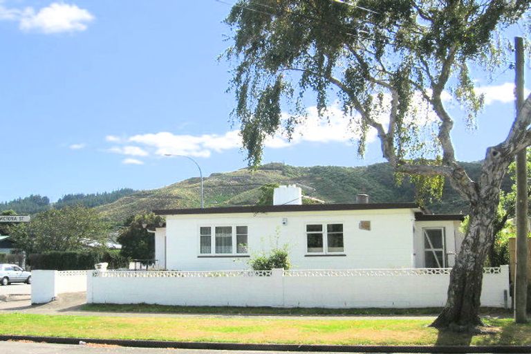 Photo of property in 21 Victoria Street, Ebdentown, Upper Hutt, 5018