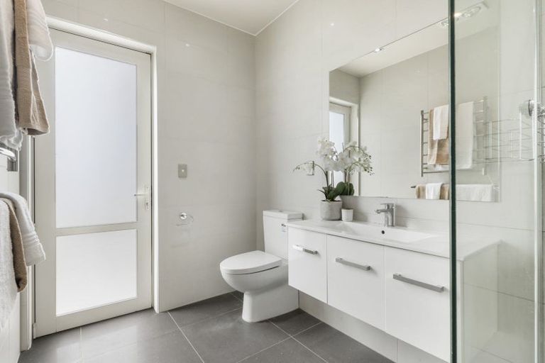 Photo of property in 497 Whitford Road, Whitford, Howick, 2571