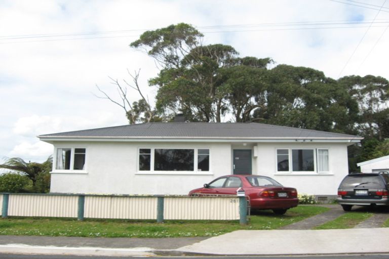 Photo of property in 201 Frankley Road, Frankleigh Park, New Plymouth, 4310