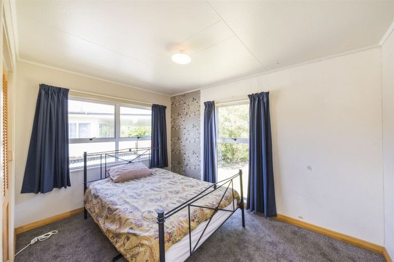 Photo of property in 65 Apollo Parade, Milson, Palmerston North, 4414