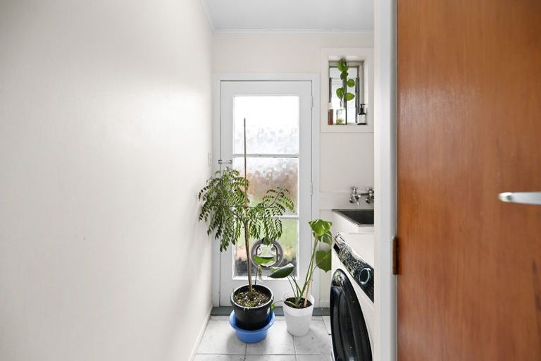 Photo of property in 10 Hibiscus Avenue, Hamilton Lake, Hamilton, 3204