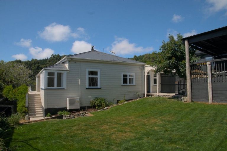 Photo of property in 21 Matariki Street, Broad Bay, Dunedin, 9014