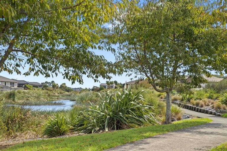 Photo of property in 33 Searle Drive, Patumahoe, Pukekohe, 2679