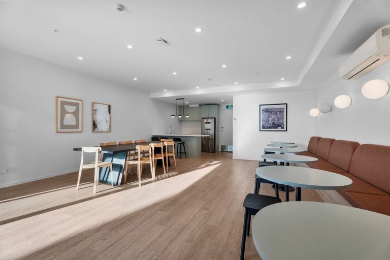 Photo of property in 1817a Great North Road, Avondale, Auckland, 1026