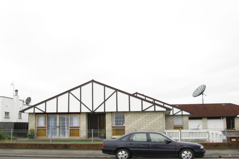 Photo of property in 1/510 Heretaunga Street East, Hastings, 4122