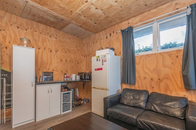 Photo of property in 108 Buick Crescent, Awapuni, Palmerston North, 4412