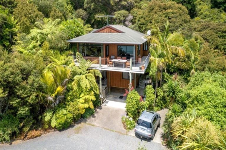 Photo of property in 30 Adams Road, Thornton Bay, Thames, 3575