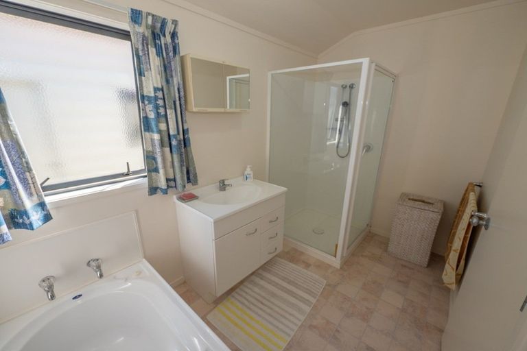 Photo of property in 12 Cable Bay Block Road, Cable Bay, 0420