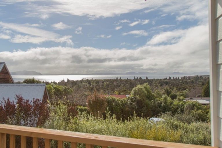 Photo of property in 9 Herea Avenue, Motuoapa, Turangi, 3382