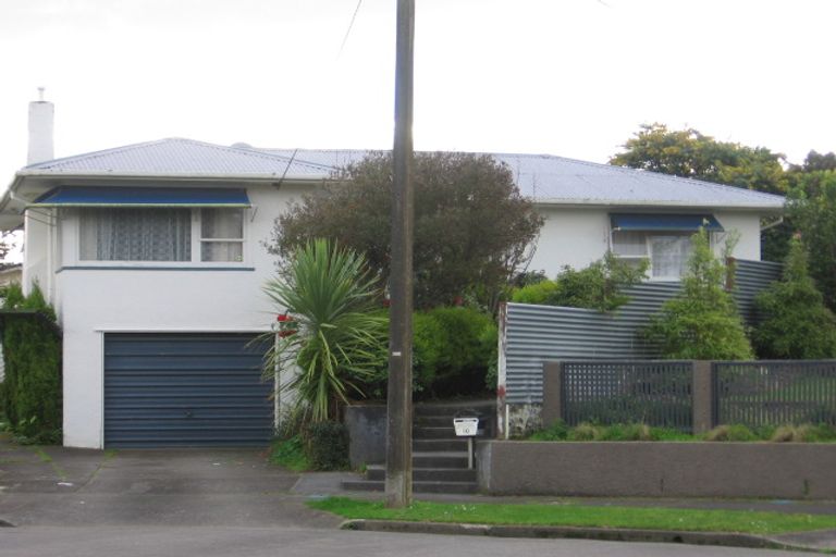 Photo of property in 10 Stoke Place, Awapuni, Palmerston North, 4412