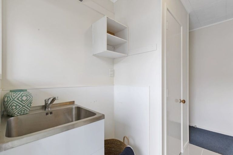 Photo of property in 25 Margaret Road, Raumati Beach, Paraparaumu, 5032