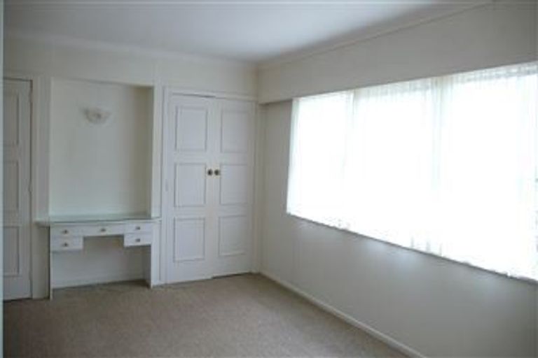 Photo of property in 35a Hauraki Road, Hauraki, Auckland, 0622