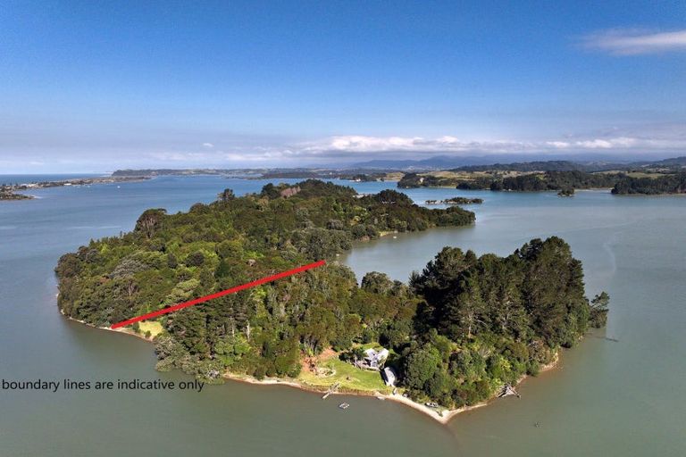 Photo of property in 1 Ohakana Island, Ohakana Island, Whakatane, 3198
