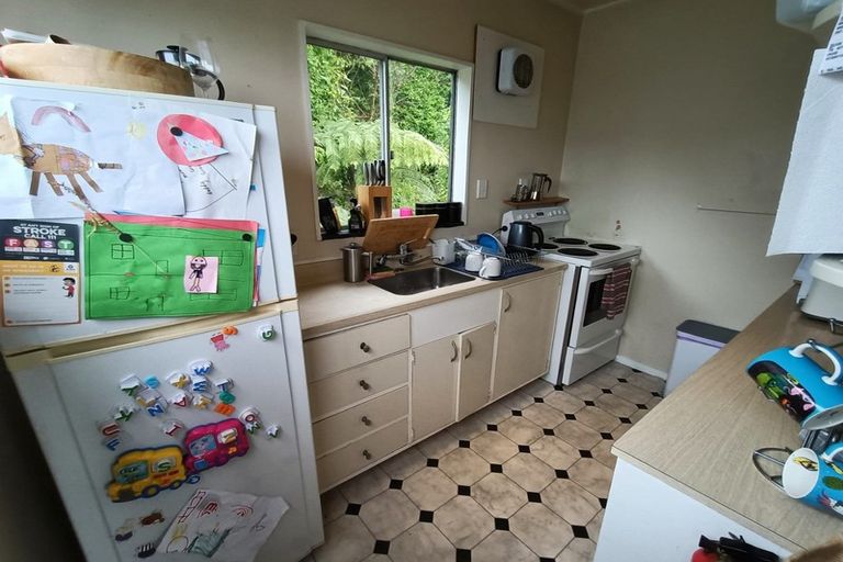 Photo of property in 86 Mitchell Street, Brooklyn, Wellington, 6021