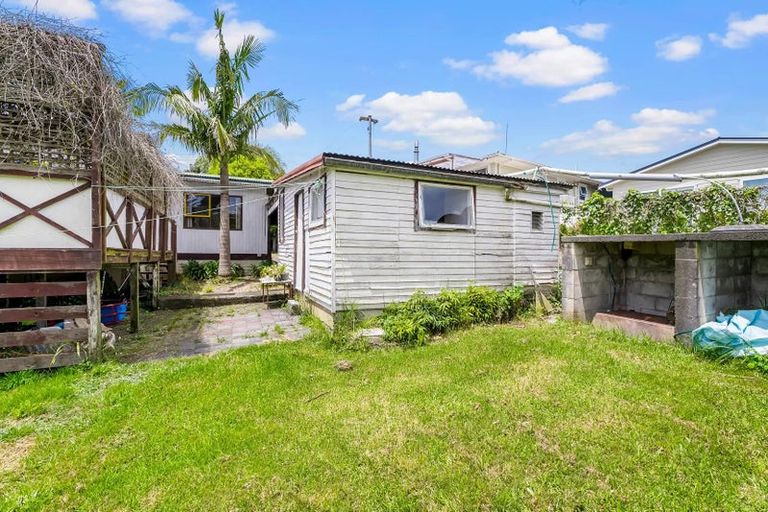 Photo of property in 355 Whangaparaoa Road, Stanmore Bay, Whangaparaoa, 0932