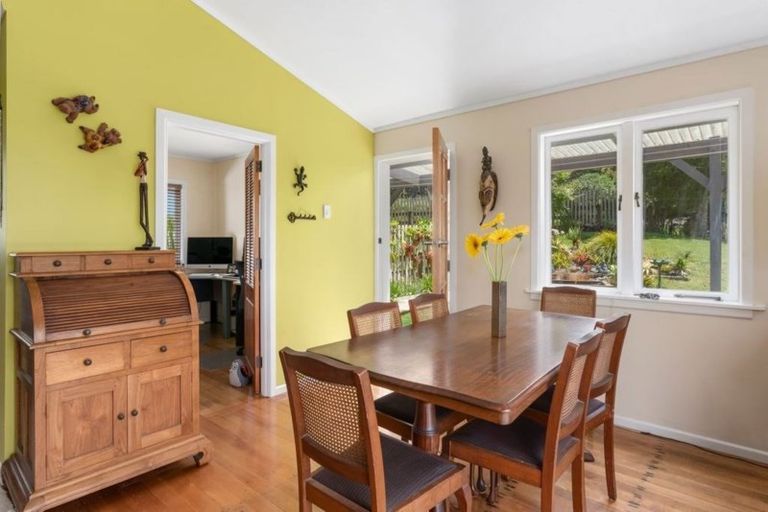 Photo of property in 128 Bodhisattva Road, Waitoki, Silverdale, 0994