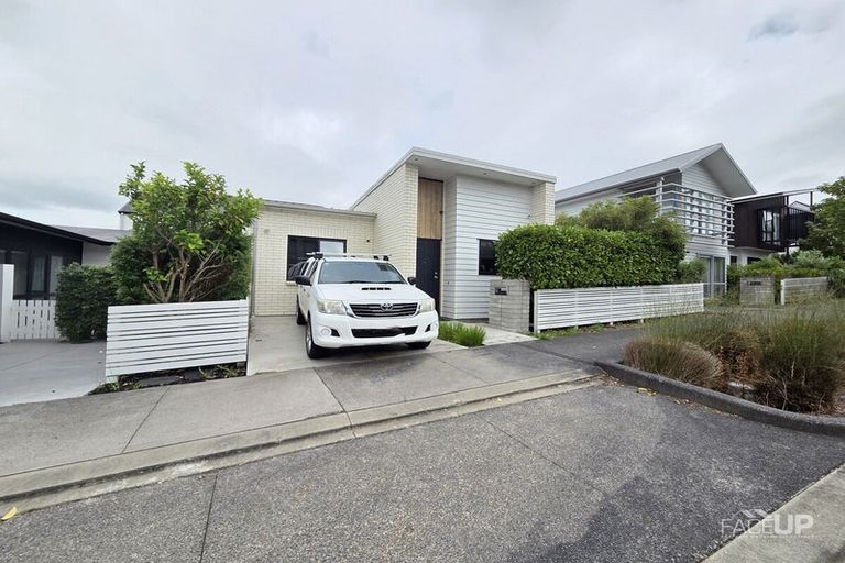 Photo of property in 10 Saltmarsh Road, Hobsonville, Auckland, 0616