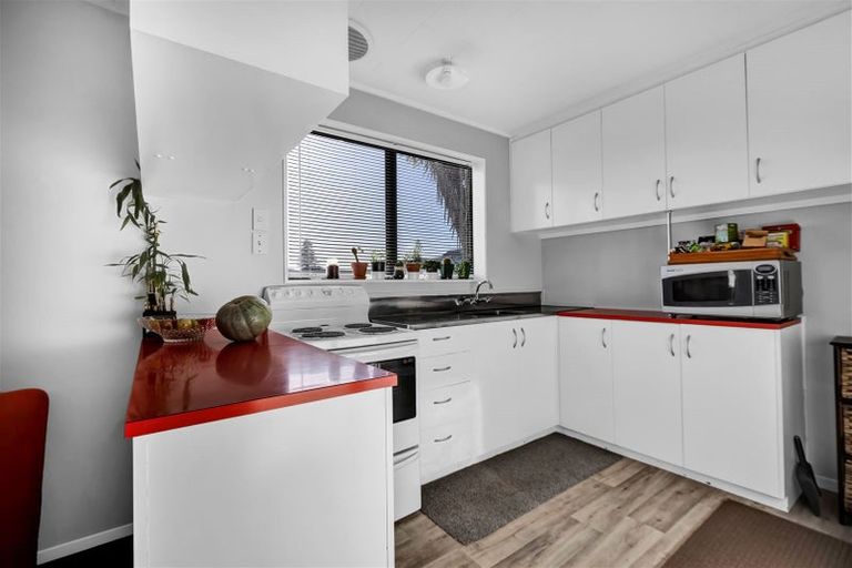 Photo of property in 1/12 Darnell Street, Fitzroy, New Plymouth, 4312