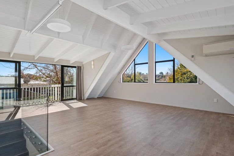 Photo of property in 87 Grand Vue Road, Kawaha Point, Rotorua, 3010